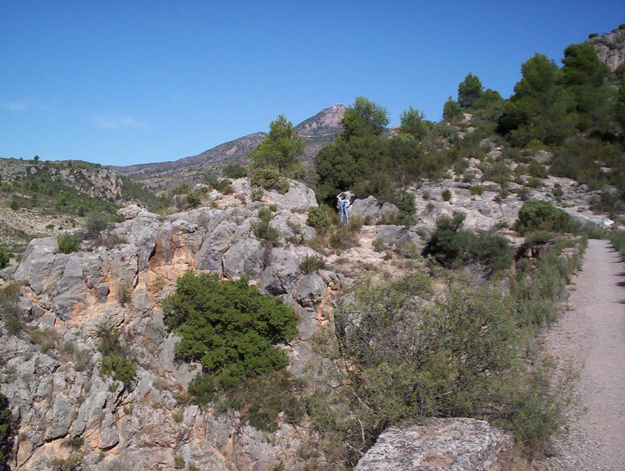 Peña Cortada, Barranco de La Cueva del Gato, Chelva, Valencia.