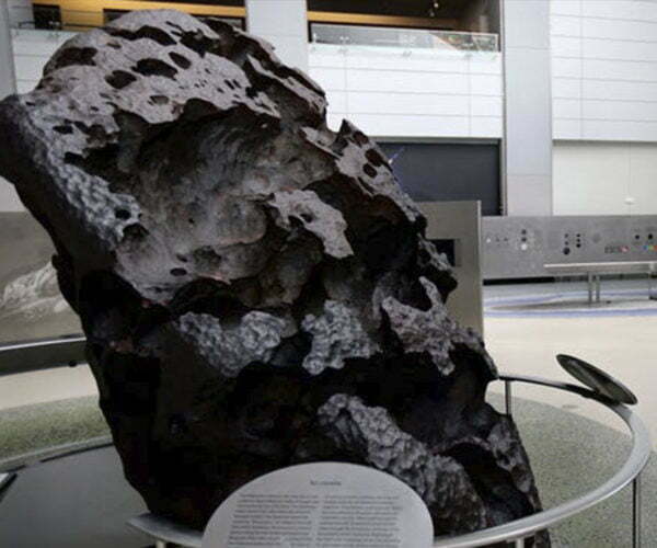 El meteorito que unió cielo con tierra y agua